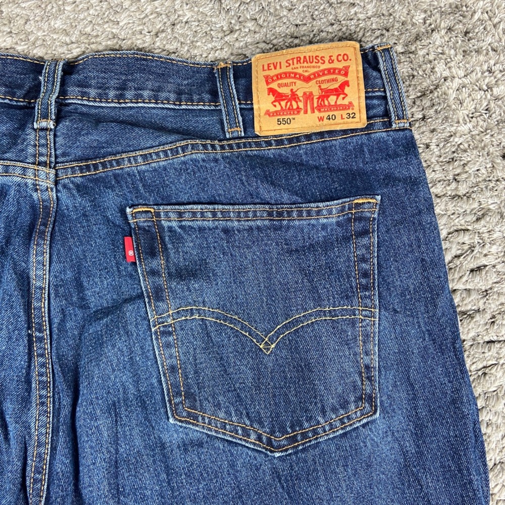 Levi's 550 Jeans Men 40x32 Blue Denim Relaxed Fit Tapered Leg Pant Cotton Casual